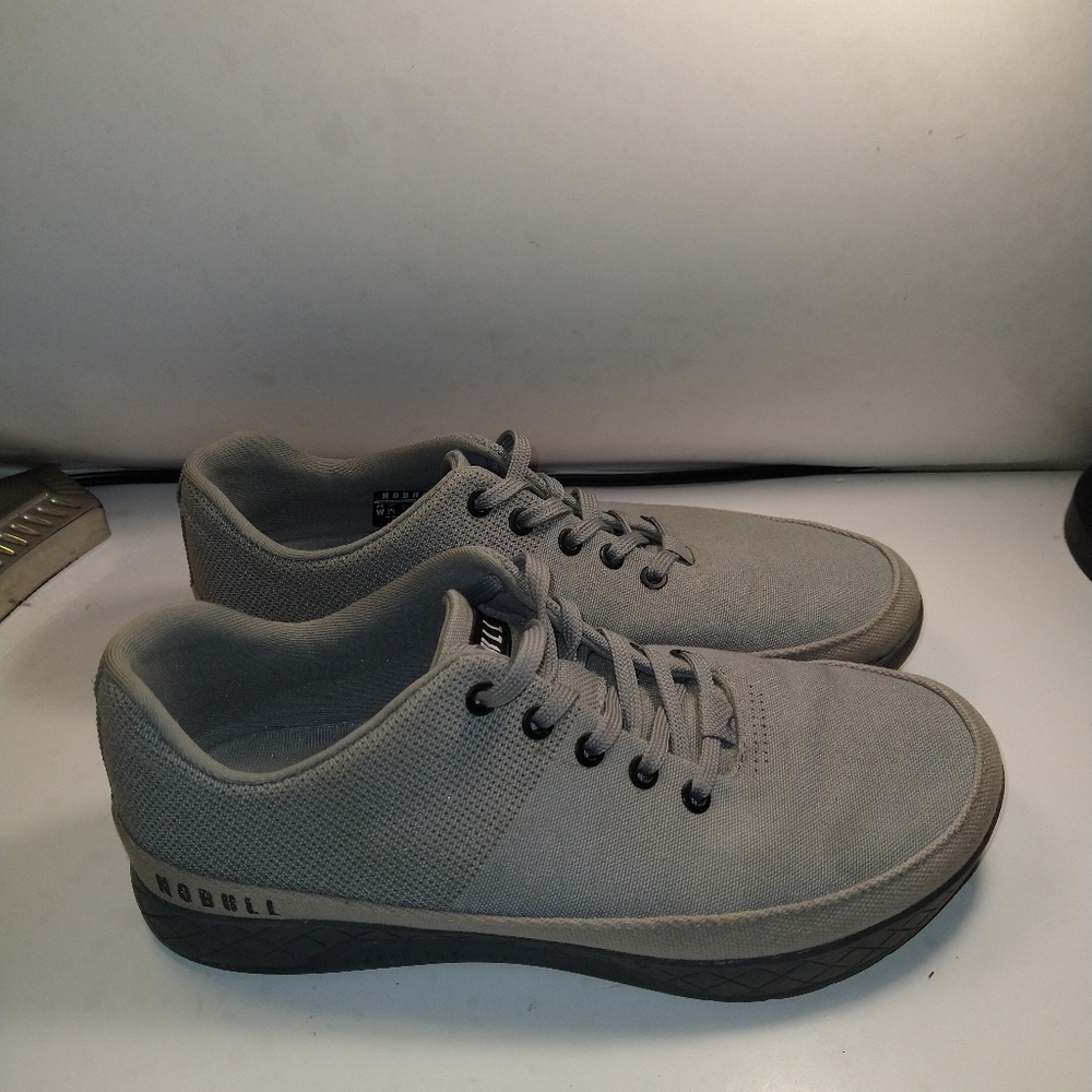 Nobull Canvas Trainer Shoes Men’s sz 9.